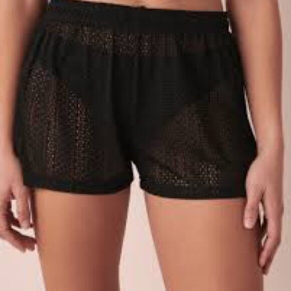 Elegant Black Beach Shorts - Picture 1 of 5
